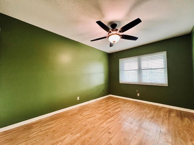210 Easthampton I, West Palm Beach, FL 33417