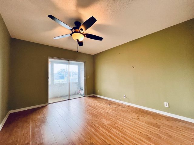 210 Easthampton I, West Palm Beach, FL 33417