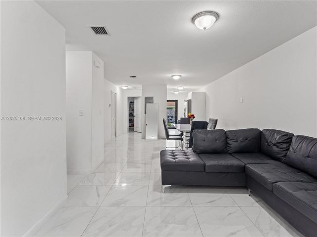 10769 SW 146th St, Miami, FL 33176
