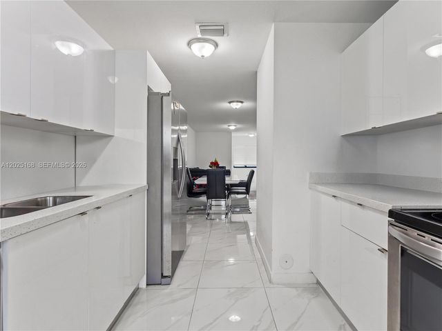 10769 SW 146th St, Miami, FL 33176