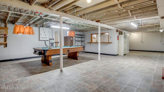 4709 Clarmar Rd, Jeffersontown, KY 40299