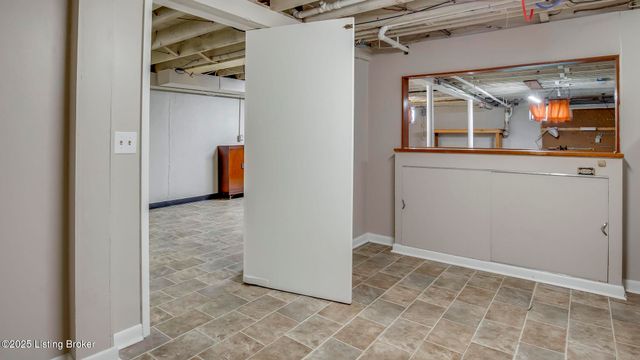 4709 Clarmar Rd, Jeffersontown, KY 40299