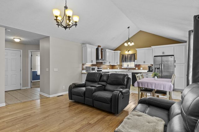 134 Hunter Ridge Drive, Lawrenceburg, KY 40342