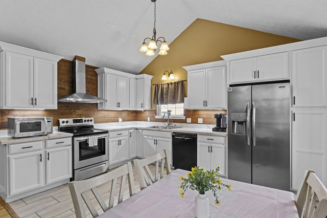 134 Hunter Ridge Drive, Lawrenceburg, KY 40342