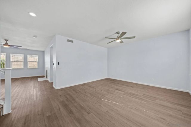 183 La Amistad Way, Hemet, CA 92545