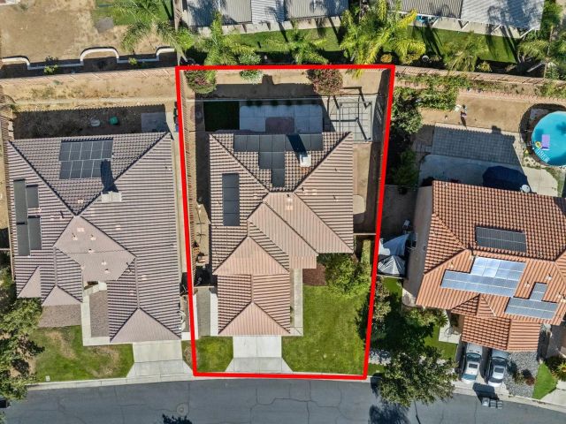 183 La Amistad Way, Hemet, CA 92545