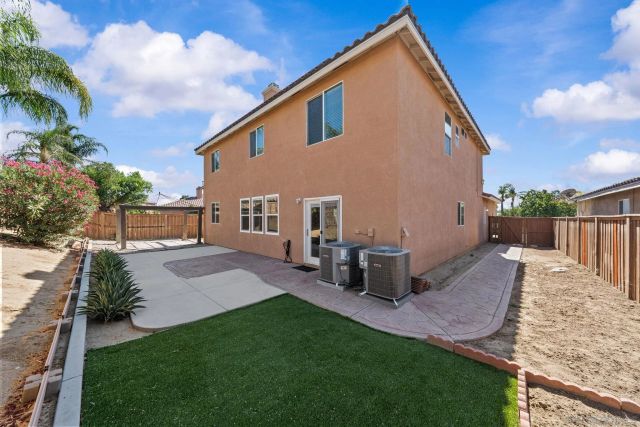183 La Amistad Way, Hemet, CA 92545
