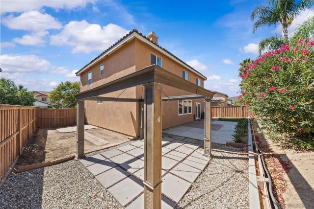 183 La Amistad Way, Hemet, CA 92545
