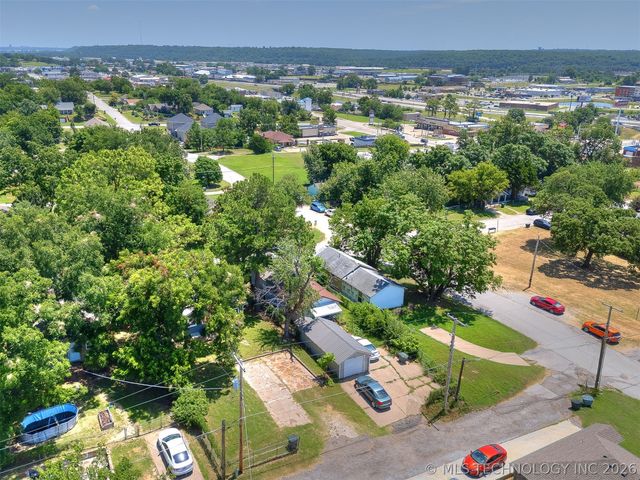 306 N Grant Avenue, Sand Springs, OK 74063