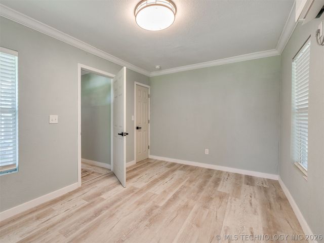 306 N Grant Avenue, Sand Springs, OK 74063
