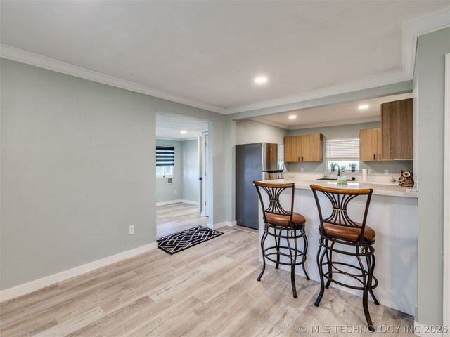 306 N Grant Avenue, Sand Springs, OK 74063