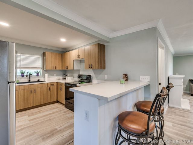 306 N Grant Avenue, Sand Springs, OK 74063
