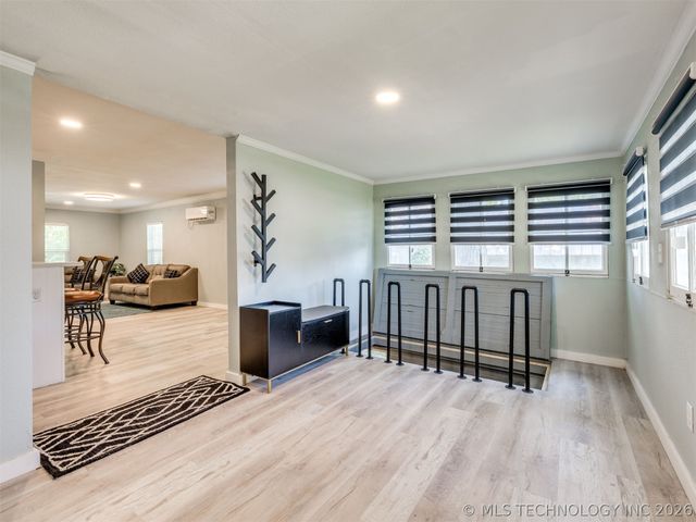 306 N Grant Avenue, Sand Springs, OK 74063