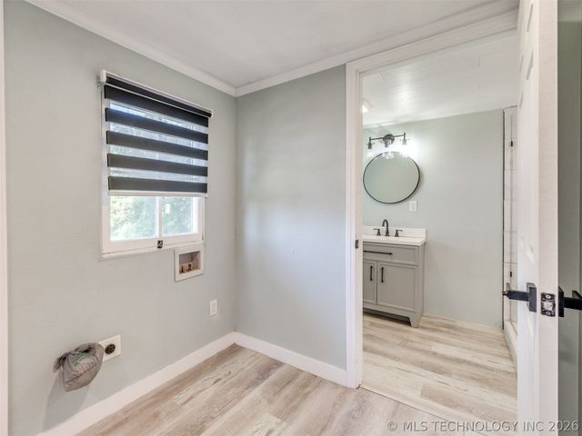 306 N Grant Avenue, Sand Springs, OK 74063