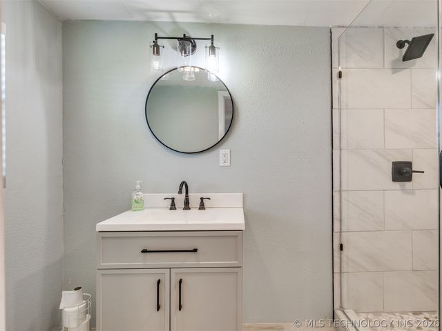 306 N Grant Avenue, Sand Springs, OK 74063