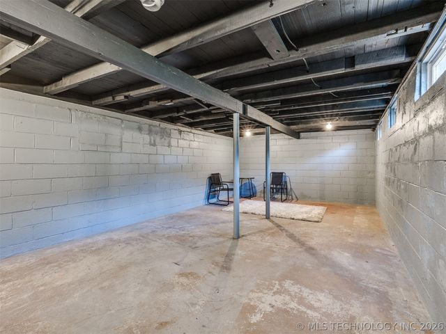 306 N Grant Avenue, Sand Springs, OK 74063