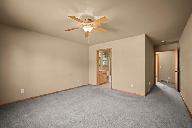 7 Half Moon Court, Madison, WI 53718
