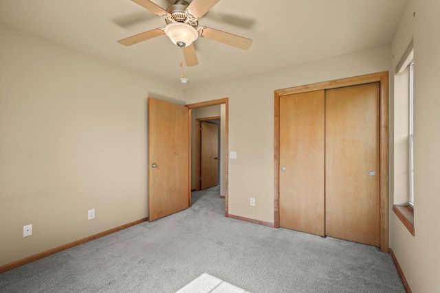 7 Half Moon Court, Madison, WI 53718