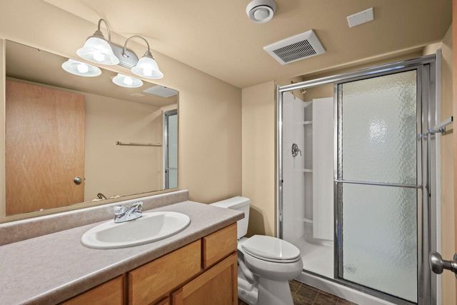 7 Half Moon Court, Madison, WI 53718