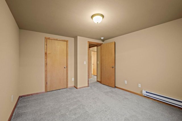 7 Half Moon Court, Madison, WI 53718