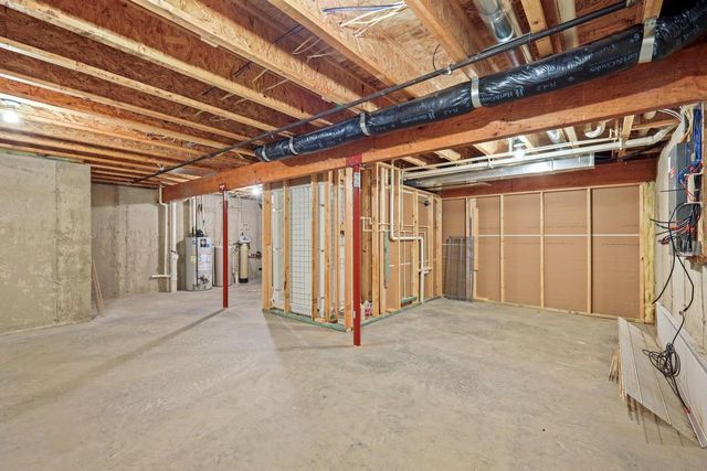 7 Half Moon Court, Madison, WI 53718