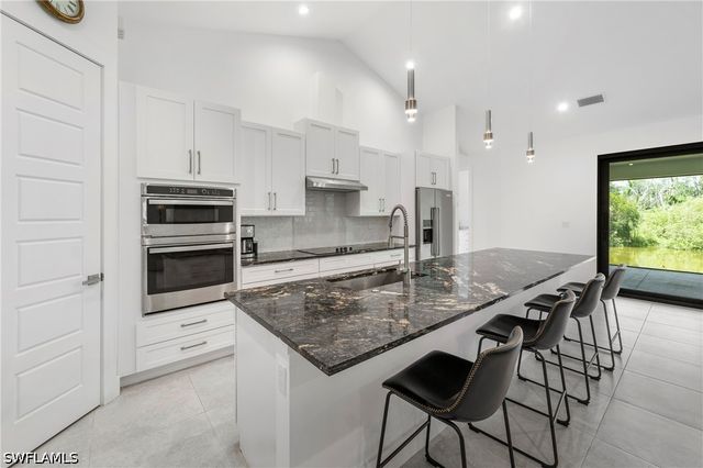 18355 Fairmont DR, Naples, FL 34114