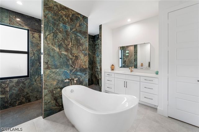 18355 Fairmont DR, Naples, FL 34114
