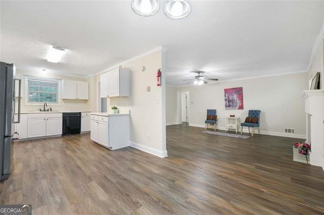 3235 Harms Way, Snellville, GA 30039