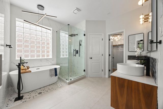 4323 Angelico LN, Round Rock, TX 78681