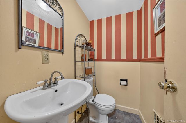 445 Nassau Boulevard, West Hempstead, NY 11552