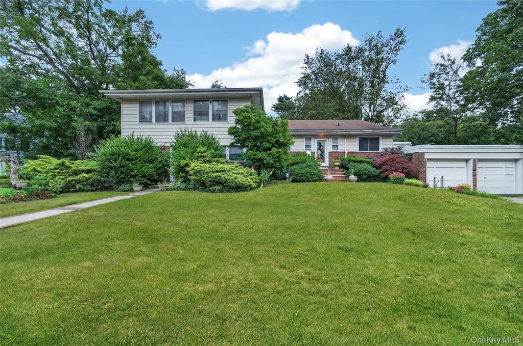445 Nassau Boulevard, West Hempstead, NY 11552