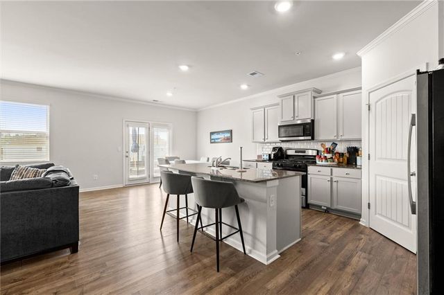 2712 Serena Way, Atlanta, GA 30331