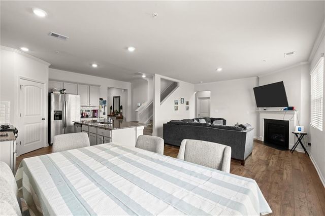 2712 Serena Way, Atlanta, GA 30331