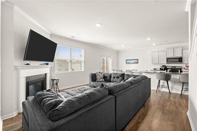 2712 Serena Way, Atlanta, GA 30331