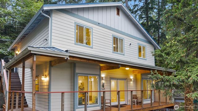 2006 W Lake Sammamish Parkway NE, Redmond, WA 98052