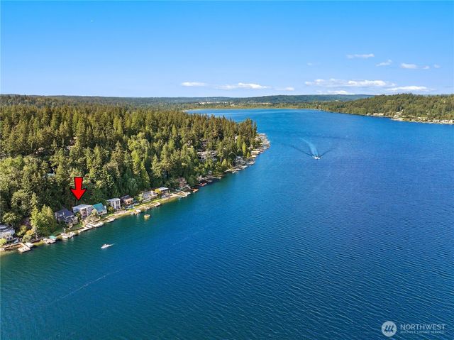 2006 W Lake Sammamish Parkway NE, Redmond, WA 98052