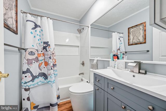 34 ABERDEEN DR, Sicklerville, NJ 08081