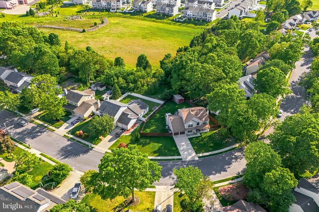 34 ABERDEEN DR, Sicklerville, NJ 08081