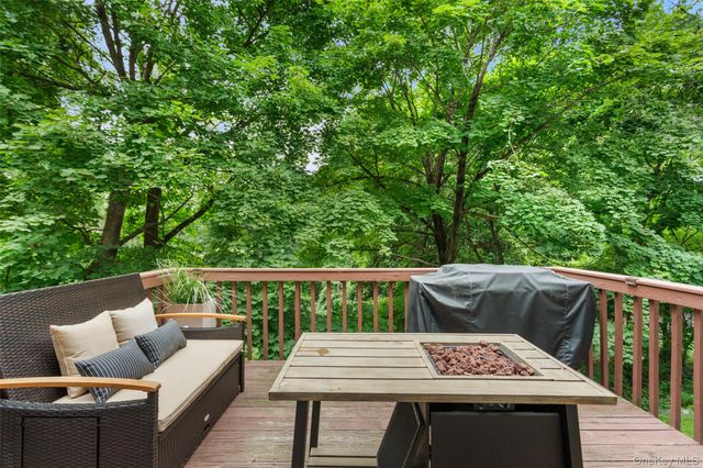 52 Carrollwood Drive, Tarrytown, NY 10591