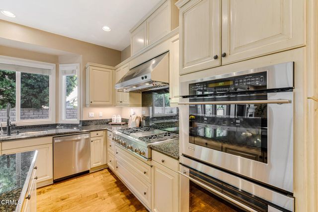 2461 Woodcreek Road, Camarillo, CA 93012