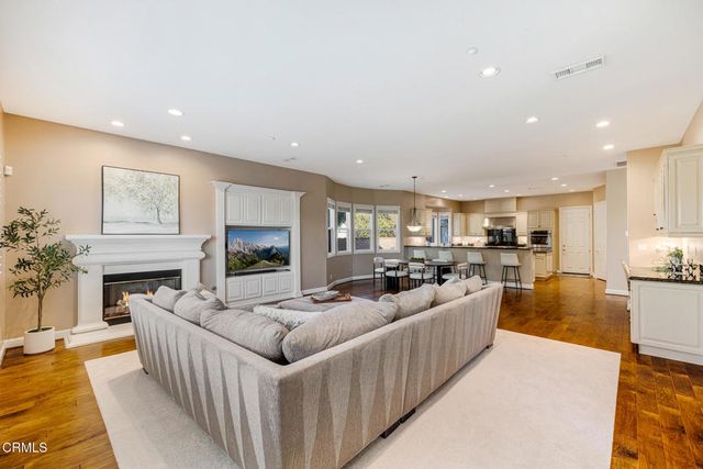 2461 Woodcreek Road, Camarillo, CA 93012