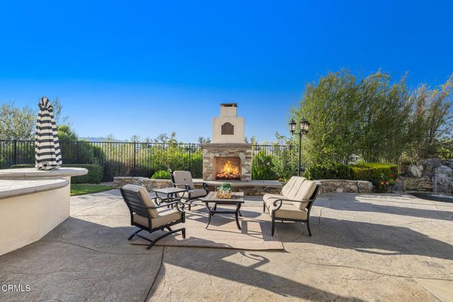 2461 Woodcreek Road, Camarillo, CA 93012