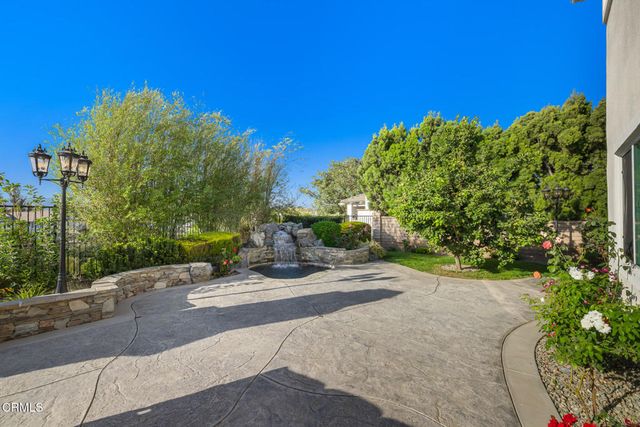 2461 Woodcreek Road, Camarillo, CA 93012