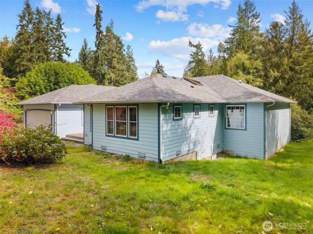 6037 NE Whale Dancer Court NE, Suquamish, WA 98392