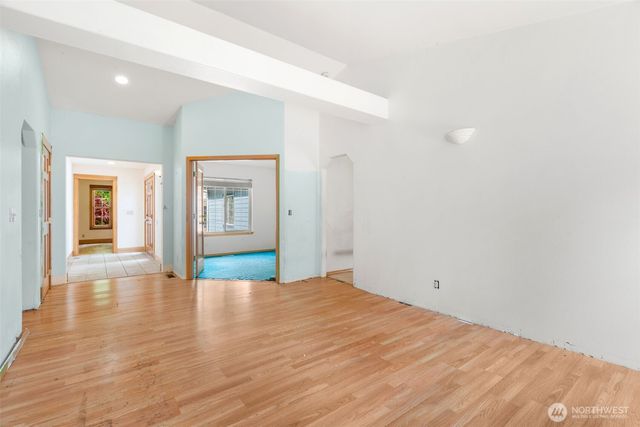 6037 NE Whale Dancer Court NE, Suquamish, WA 98392
