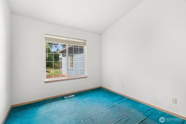 6037 NE Whale Dancer Court NE, Suquamish, WA 98392