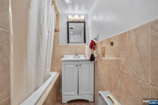 59 Glenwood Avenue, Bloomfield, NJ 07003