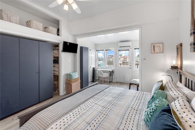 15401 FORTUNA BAY Dr 104, Corpus Christi, TX 78418