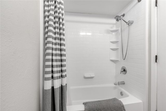 15401 FORTUNA BAY Dr 104, Corpus Christi, TX 78418