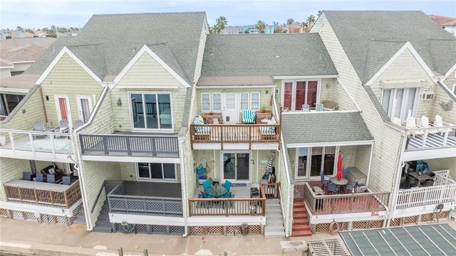 15401 FORTUNA BAY Dr 104, Corpus Christi, TX 78418